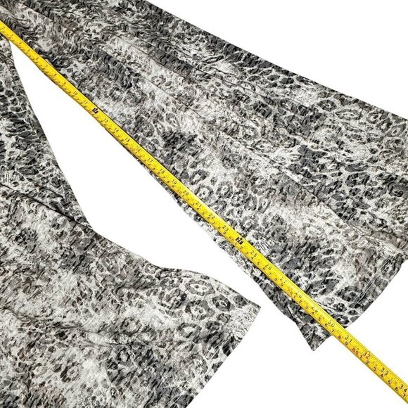 New Go Couture Leopard Print Wide Leg Palazzo Pants Sz.S Gray Animal Print Y2K - Picture 6 of 11